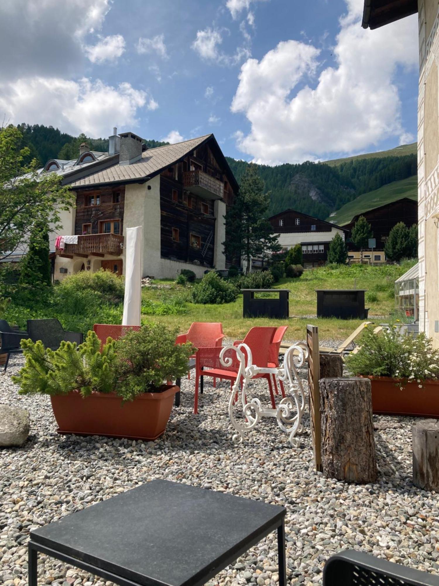 Hotel Chesa Stuva Colani Madulain Exterior foto