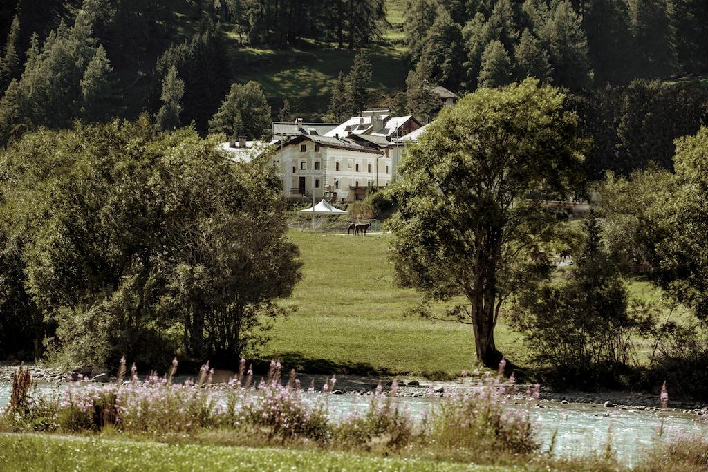 Hotel Chesa Stuva Colani Madulain Exterior foto