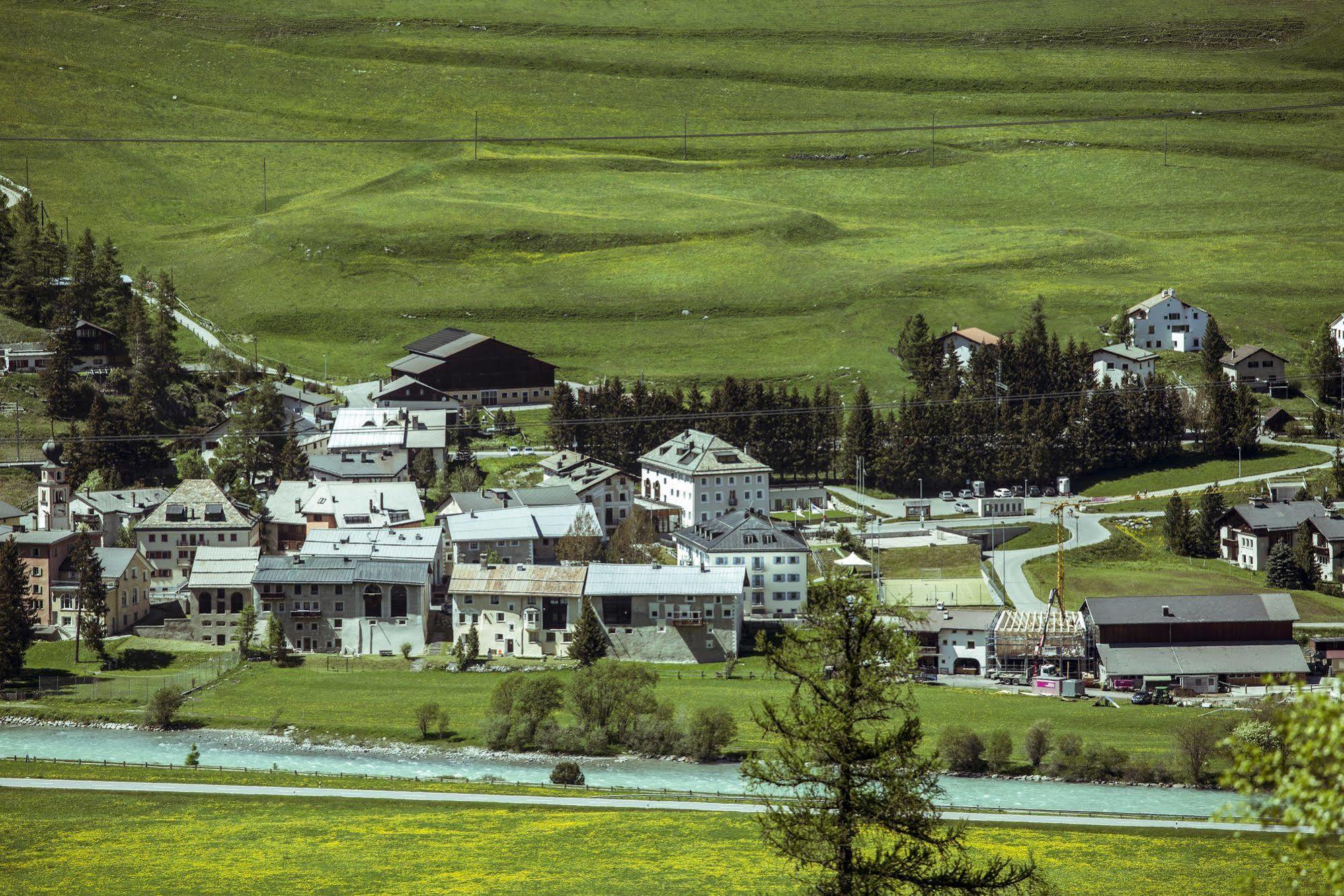 Hotel Chesa Stuva Colani Madulain Exterior foto