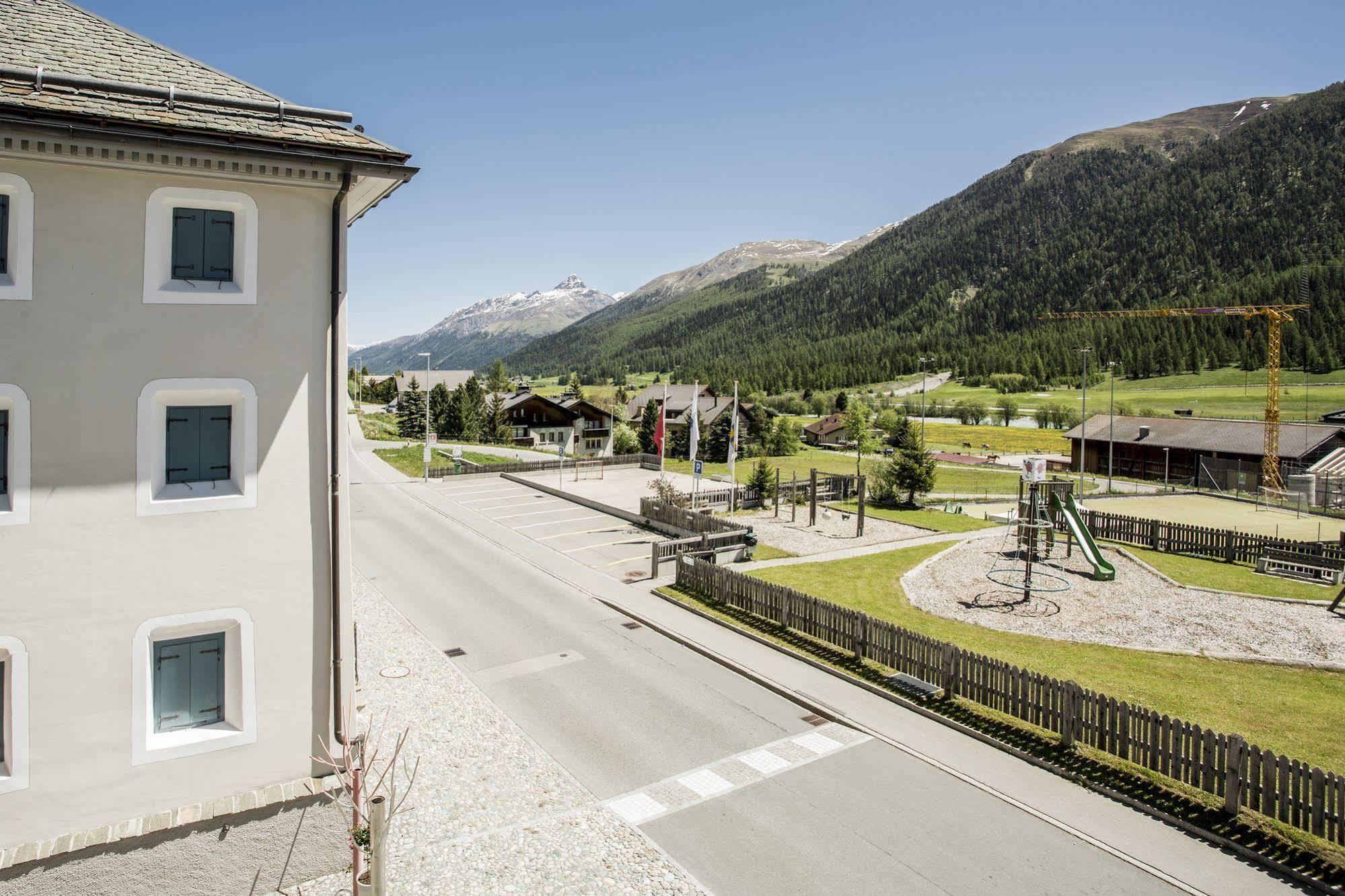 Hotel Chesa Stuva Colani Madulain Exterior foto